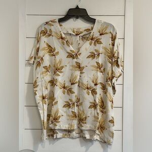 Beautiful Boutique Top 💛